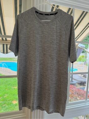 RHONE Gray Heather Performance Short Sleeve Crew